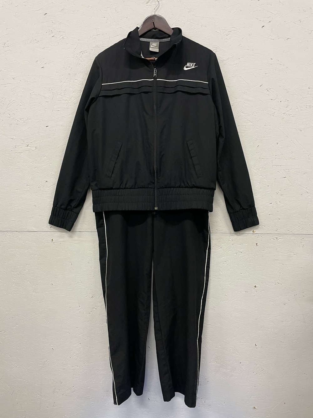 00s Nike Sportswear Embroidered  Tracksuit Set, Youth L (12-14)